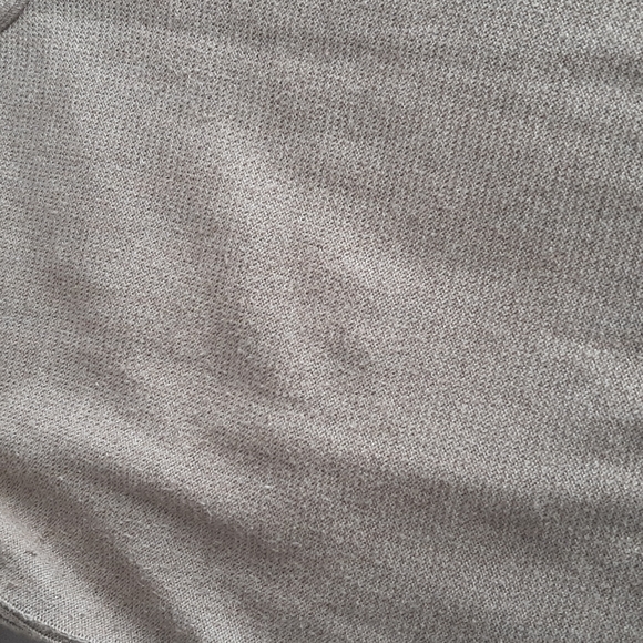 Sweater - Picture 2 of 4